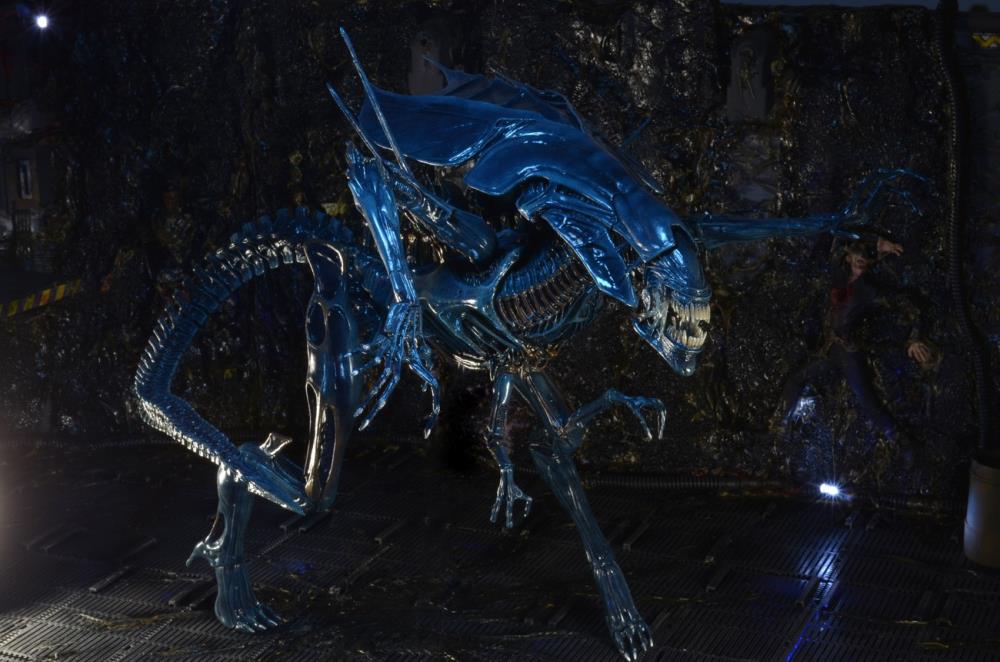 NECA Alien Queen | Alien Xenomorph Queen Figure