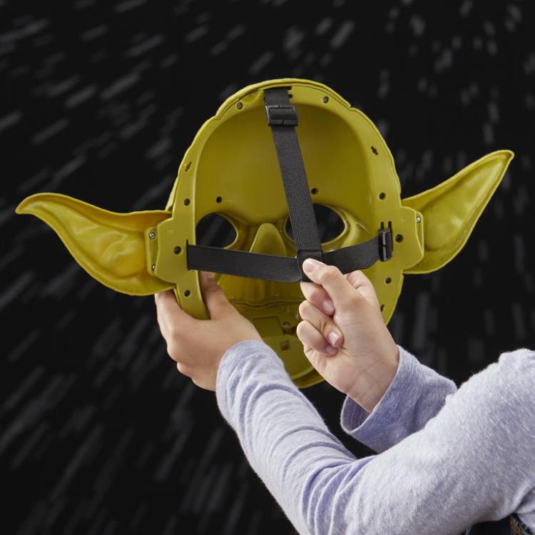 Star Wars: The Empire Strikes Back Yoda Electronic Mask Gallery Image 8