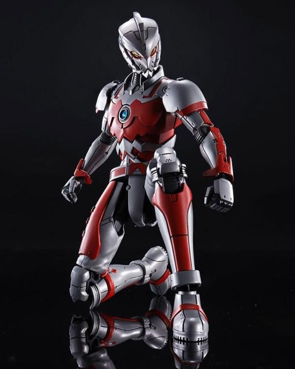 Ultraman Figure-rise Standard Ultraman (Suit Version A) Action Ver. Model Kit Gallery Image 8