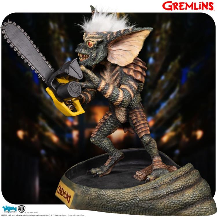 Gremlins Stripe with Chainsaw 1/2 Scale Statue Gallery Image 8