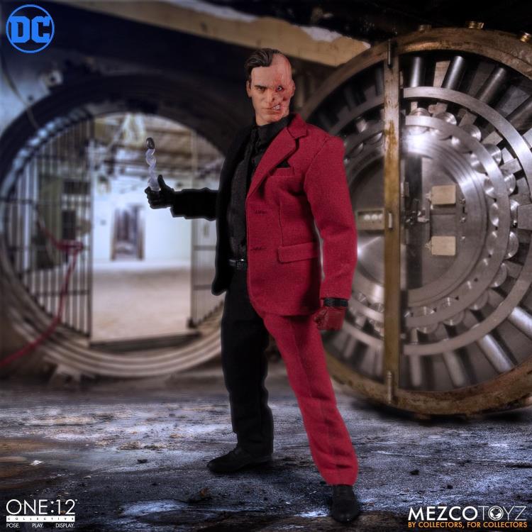 DC Comics One:12 Collective Two-Face Gallery Image 3
