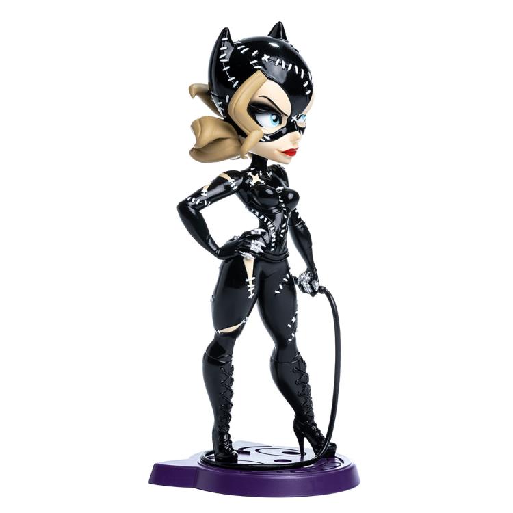 Batman Returns Catwoman Vinyl Figure Gallery Image 4