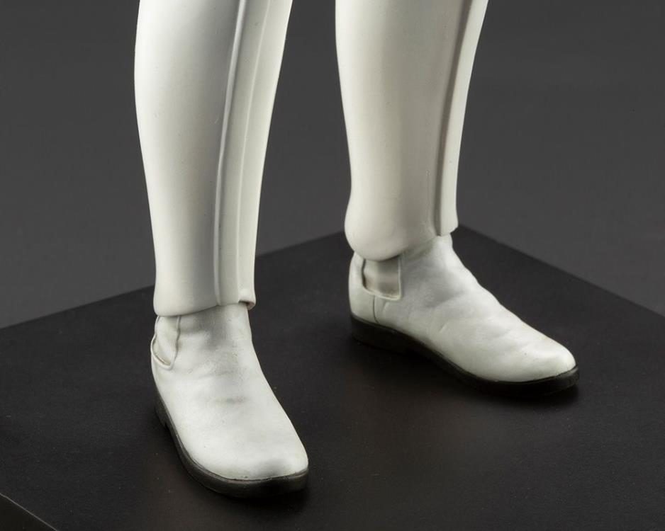 Star Wars ArtFX Stormtrooper (A New Hope) Statue Gallery Image 10