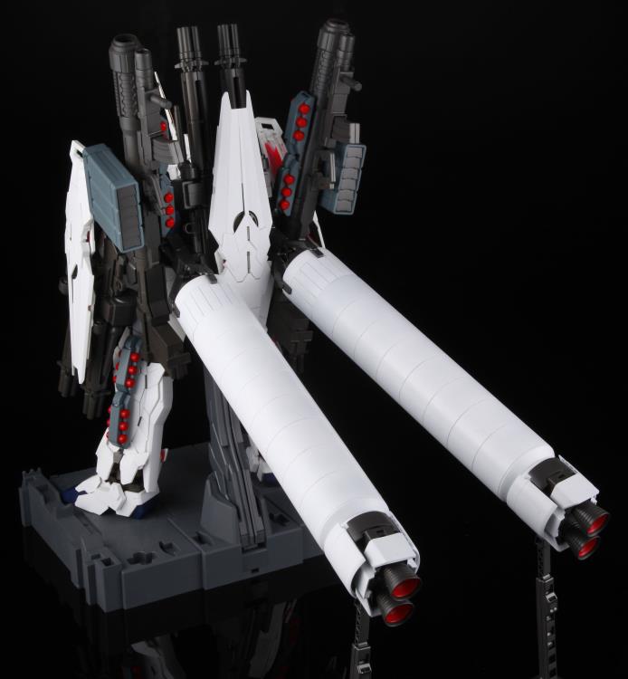 Gundam PG 1/60 RX-0 Unicorn Gundam Full Armor Unit Exclusive Set Gallery Image 6