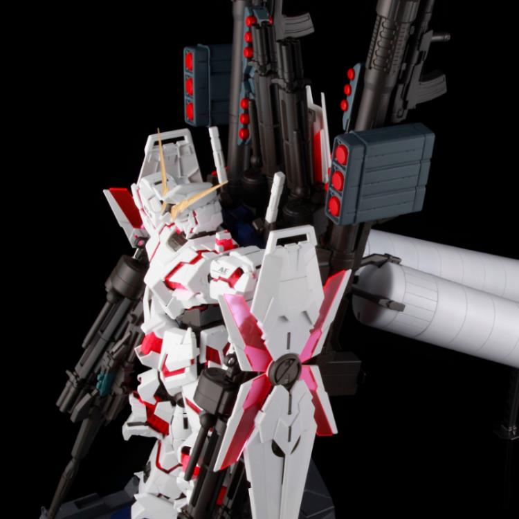 Gundam PG 1/60 RX-0 Unicorn Gundam Full Armor Unit Exclusive Set Gallery Image 3