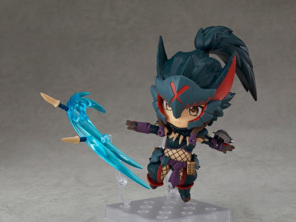 Monster Hunter Nendoroid No.1284-DX Hunter (Female Nargacuga Alpha Armor Ver.) Gallery Image 8