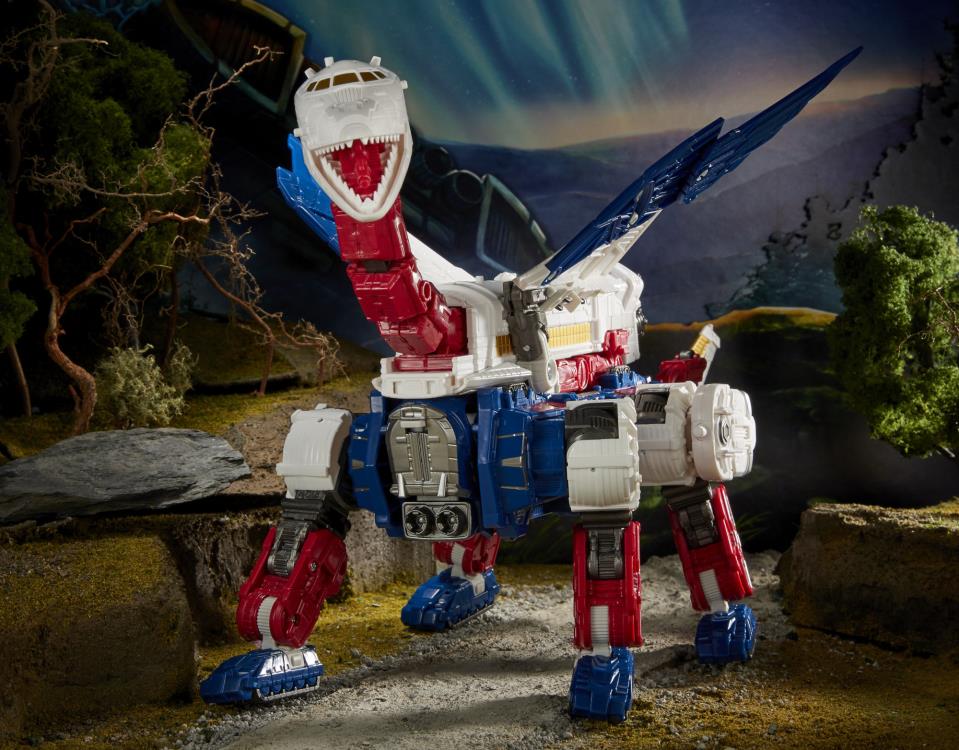 Transformers War for Cybertron: Earthrise Commander Sky Lynx Gallery Image 3