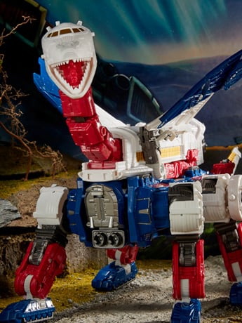 Transformers War for Cybertron: Earthrise Commander Sky Lynx Gallery Image 2