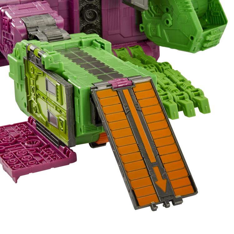Transformers War for Cybertron: Earthrise Titan Class Scorponok Gallery Image 8