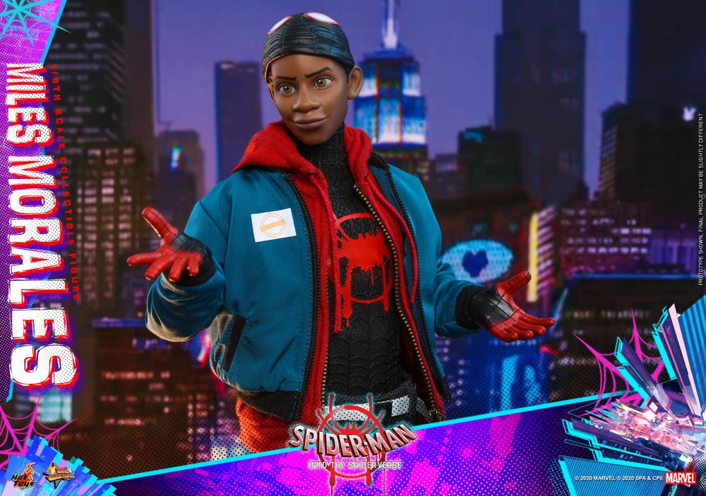 Spider-Man: Into the Spider-Verse MMS567 Miles Morales 1/6th Scale Collectible Figure Gallery Image 27