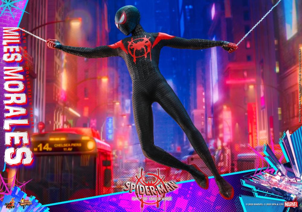 Spider-Man: Into the Spider-Verse MMS567 Miles Morales 1/6th Scale Collectible Figure Gallery Image 20