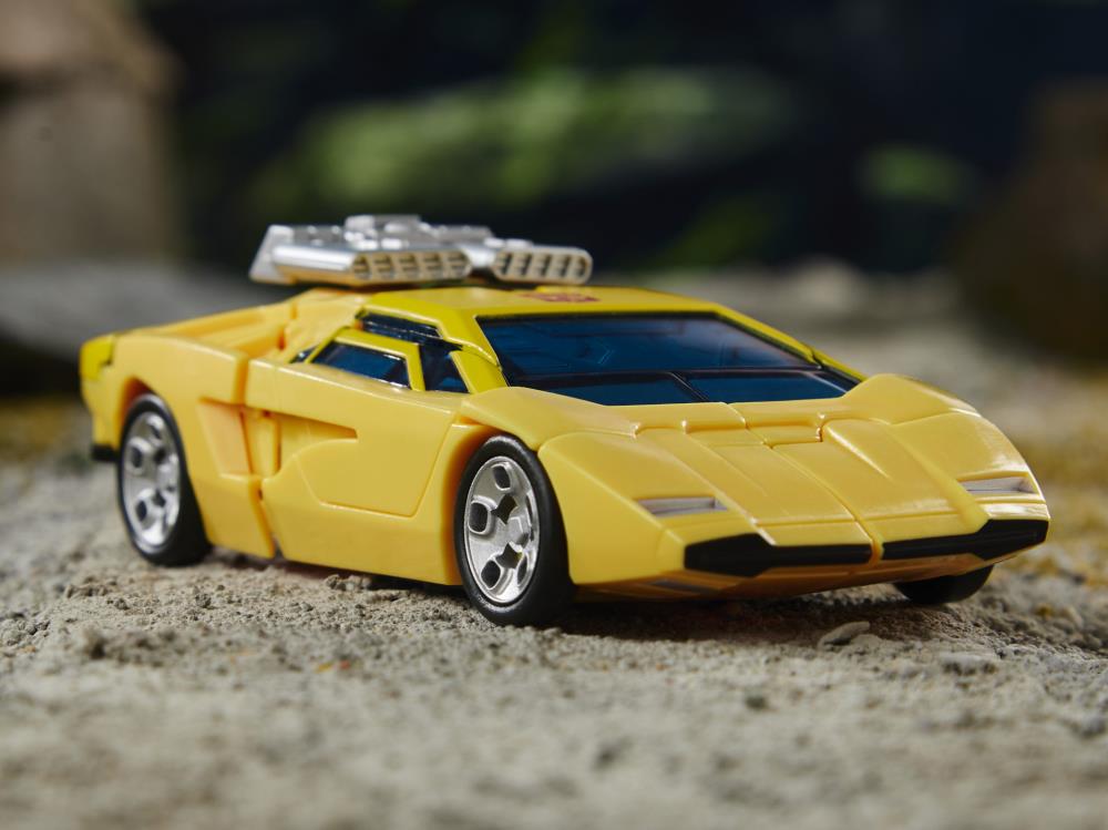 Transformers War for Cybertron: Earthrise Deluxe Sunstreaker Gallery Image 4