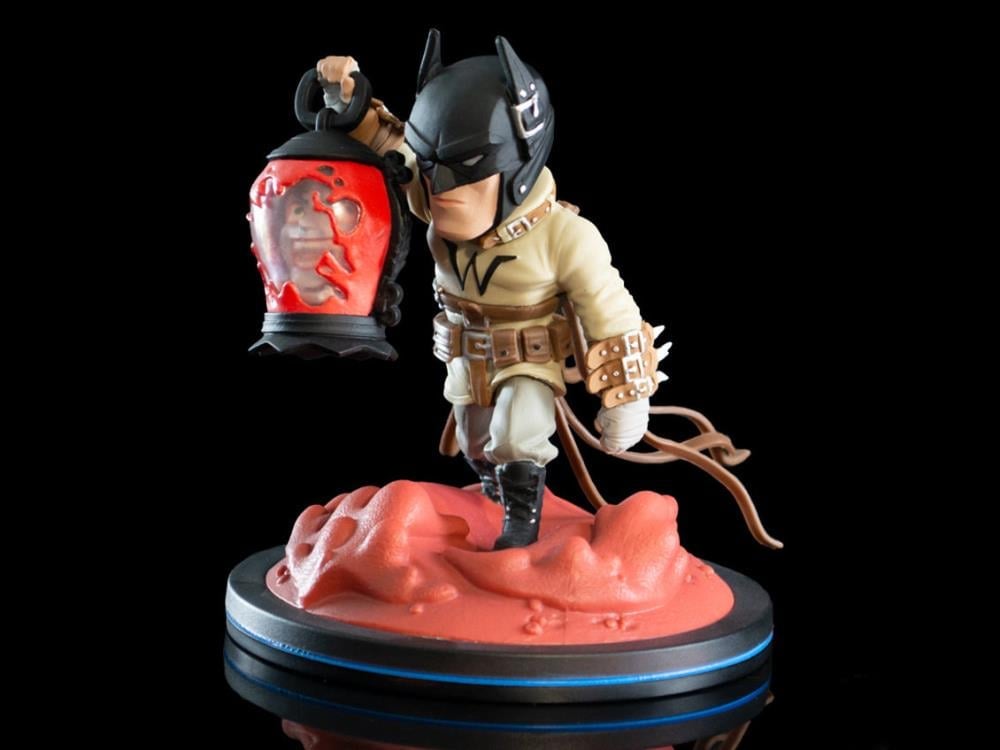 Batman: Last Knight On Earth Q-Fig Elite Batman Gallery Image 4