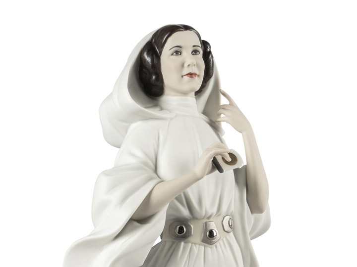 Star Wars Princess Leia (A New Hope) Porcelain Statue Gallery Image 1