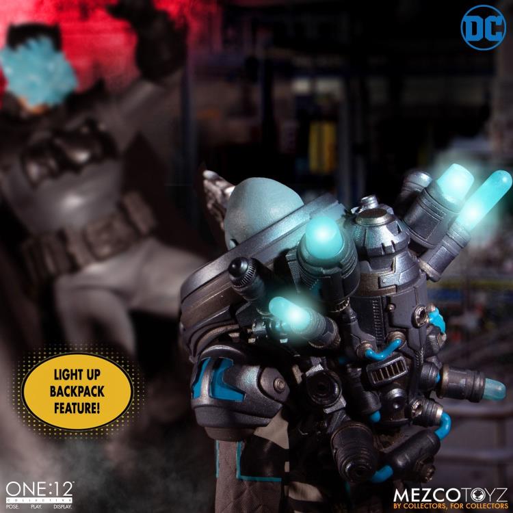 DC Comics One:12 Collective Deluxe Mr. Freeze Gallery Image 11