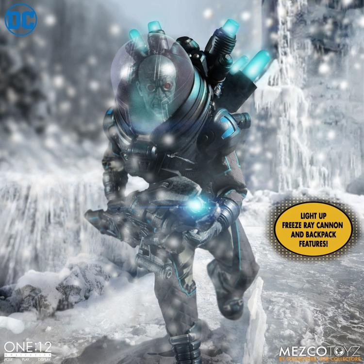DC Comics One:12 Collective Deluxe Mr. Freeze Gallery Image 4