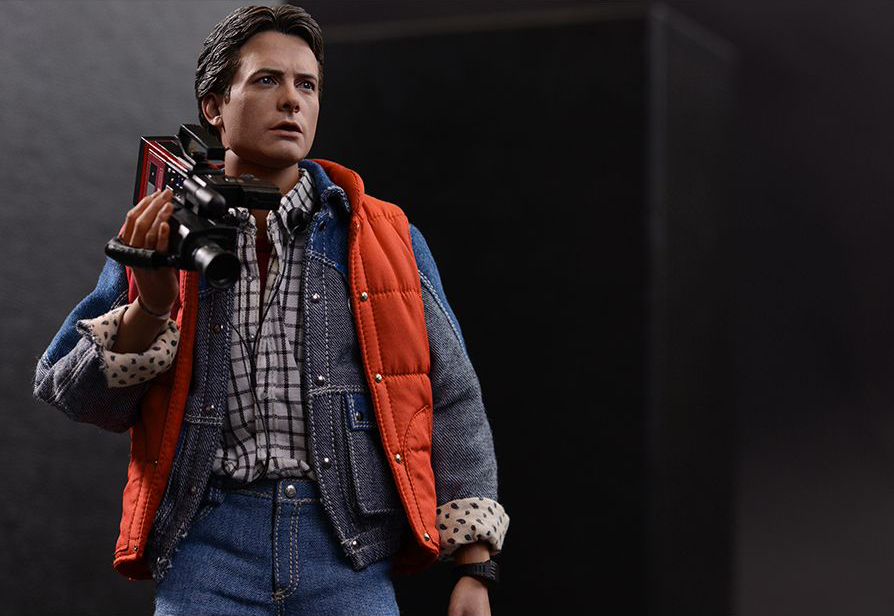 Back to the Future MMS257 Marty McFly 1/6th Scale Collectible Figure Gallery Image 11