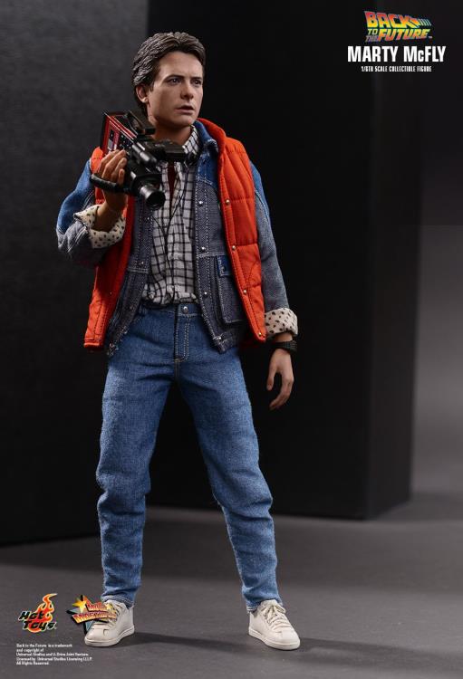 Back to the Future MMS257 Marty McFly 1/6th Scale Collectible Figure Gallery Image 6