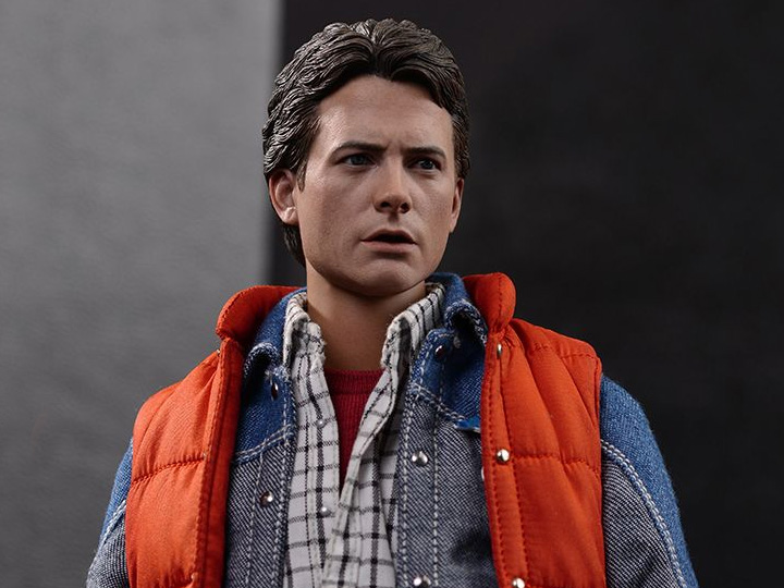 Back to the Future MMS257 Marty McFly 1/6th Scale Collectible Figure Gallery Image 1