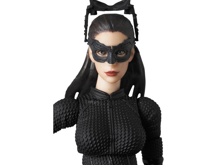 The Dark Knight Rises MAFEX No.009 Catwoman Action Figure Gallery Image 3