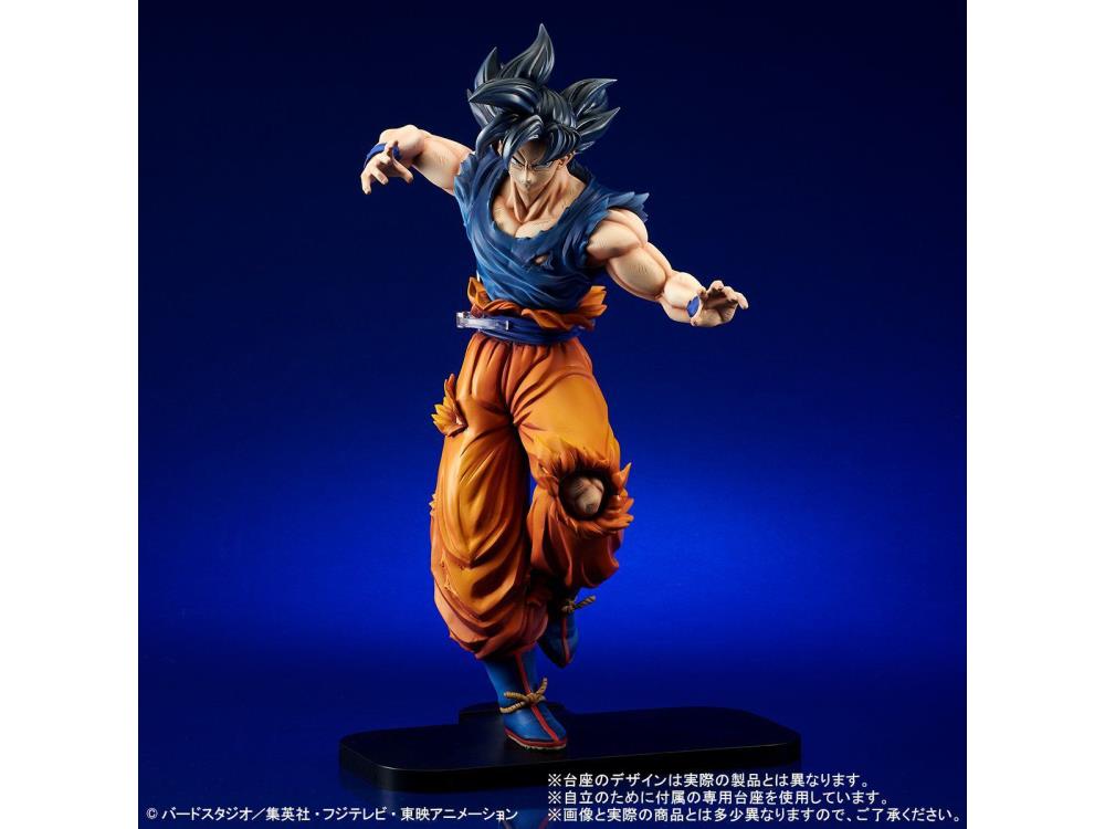 Dragon Ball Super Gigantic Series Goku (Ultra Instinct) Exclusive Gallery Image 4