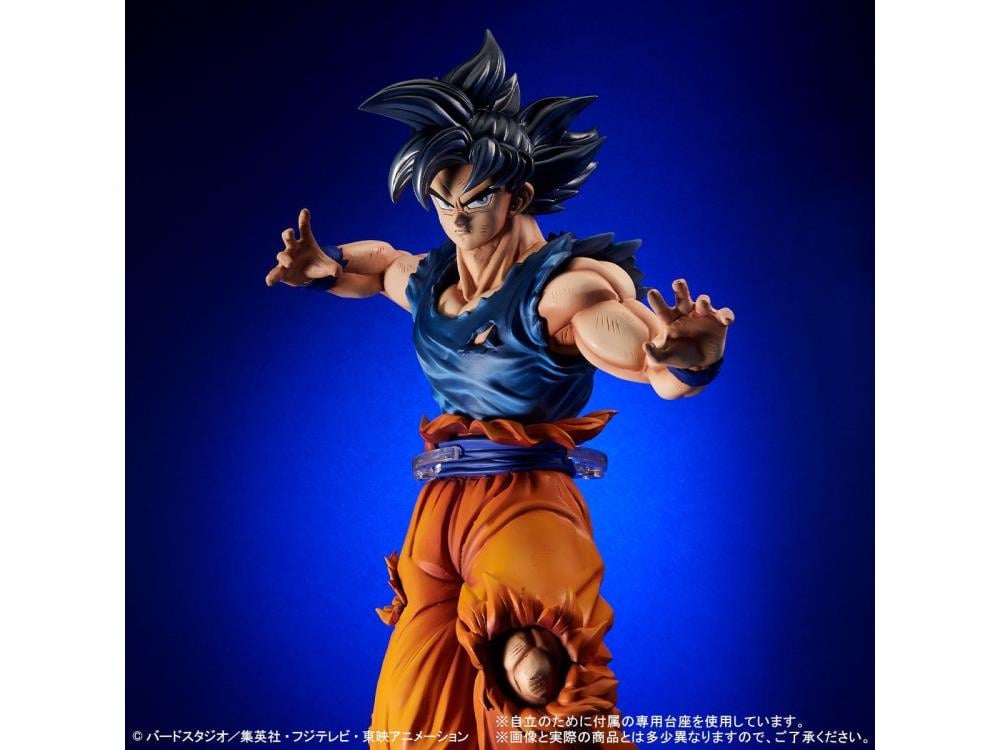 Dragon Ball Super Gigantic Series Goku (Ultra Instinct) Exclusive Gallery Image 8