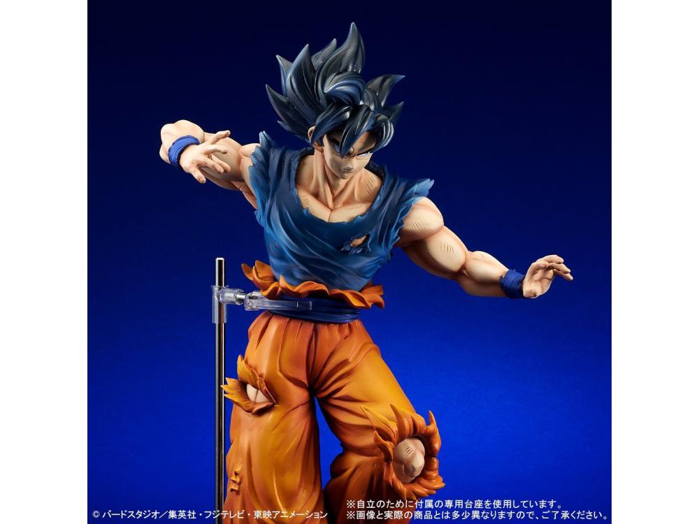 Dragon Ball Super Gigantic Series Goku (Ultra Instinct) Exclusive Gallery Image 7