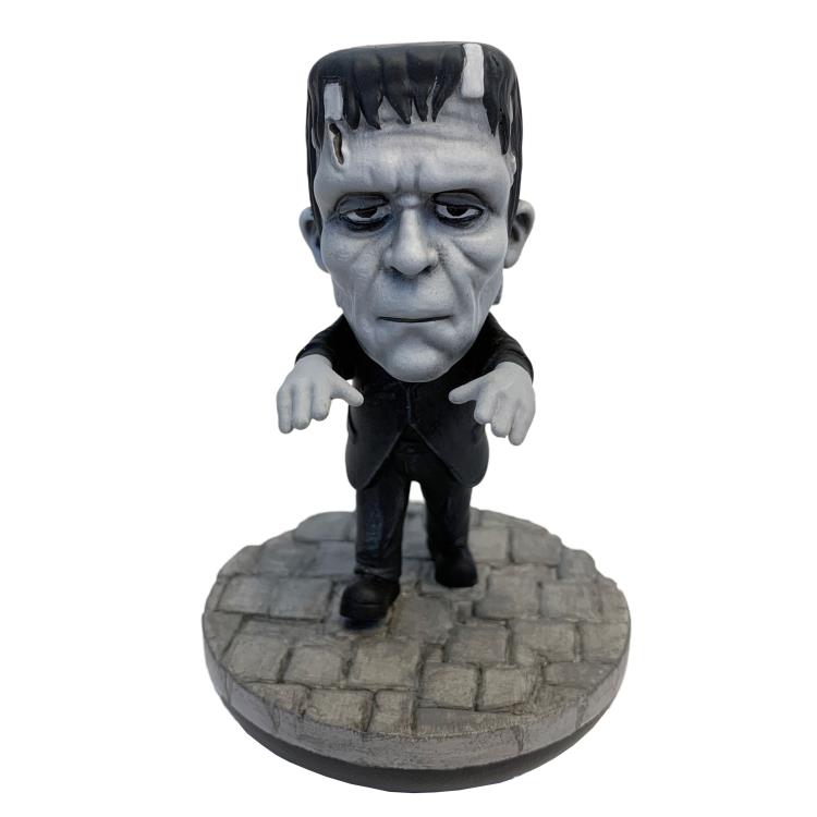 Universal Monsters REVOs Wave 1 Set of 2 Figures Gallery Image 14