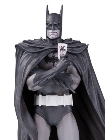 Batman Black and White Limited Edition Statue (Brian Bolland) Gallery Image 2