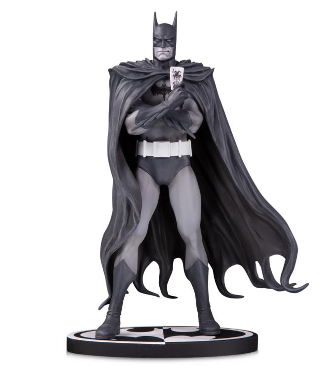 Batman Black and White Limited Edition Statue (Brian Bolland) Gallery Image 3