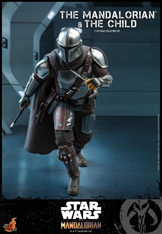 The Mandalorian TMS014 The Mandalorian & The Child 1/6 Scale Collectible Figure Gallery Image 5