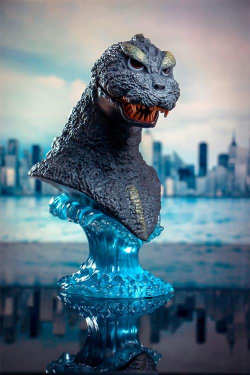 Mothra vs. Godzilla Legends in 3D Godzilla Scale Limited Edition Bust Gallery Image 3