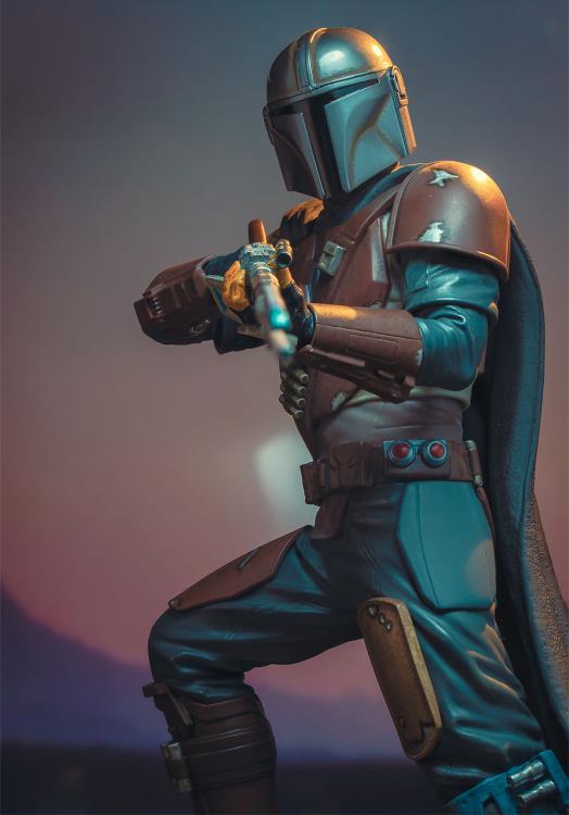 Star Wars Premier Collection The Mandalorian (The Mandalorian) Limited Edition Statue Gallery Image 6