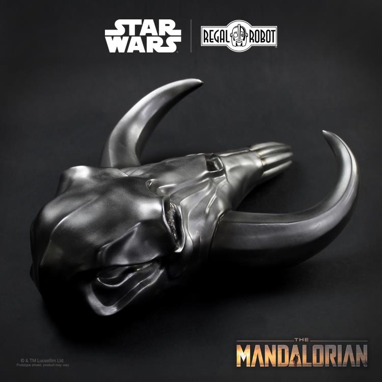 The Mandalorian Armorer's Mythosaur Wall Skull Replica Gallery Image 5