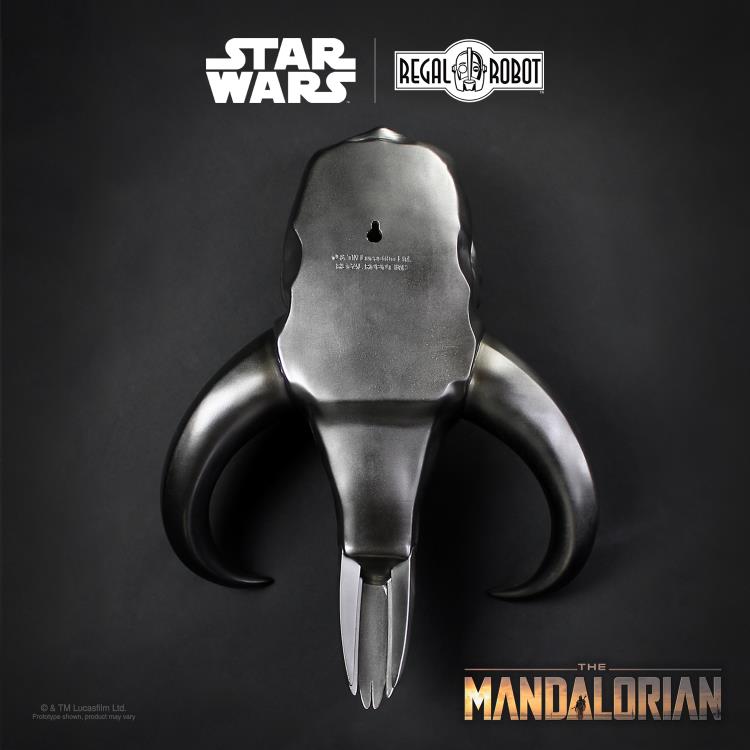 The Mandalorian Armorer's Mythosaur Wall Skull Replica Gallery Image 3