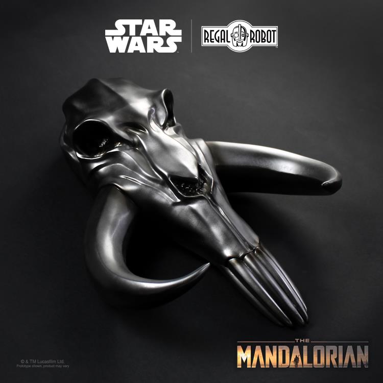 The Mandalorian Armorer's Mythosaur Wall Skull Replica Gallery Image 6