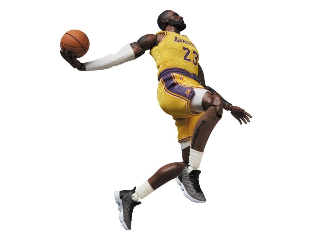 MAFEX マフェックス No.127 レブロン ジェームズ LeBron James MAFEX No.127 Figure – TOYCO Collectibles