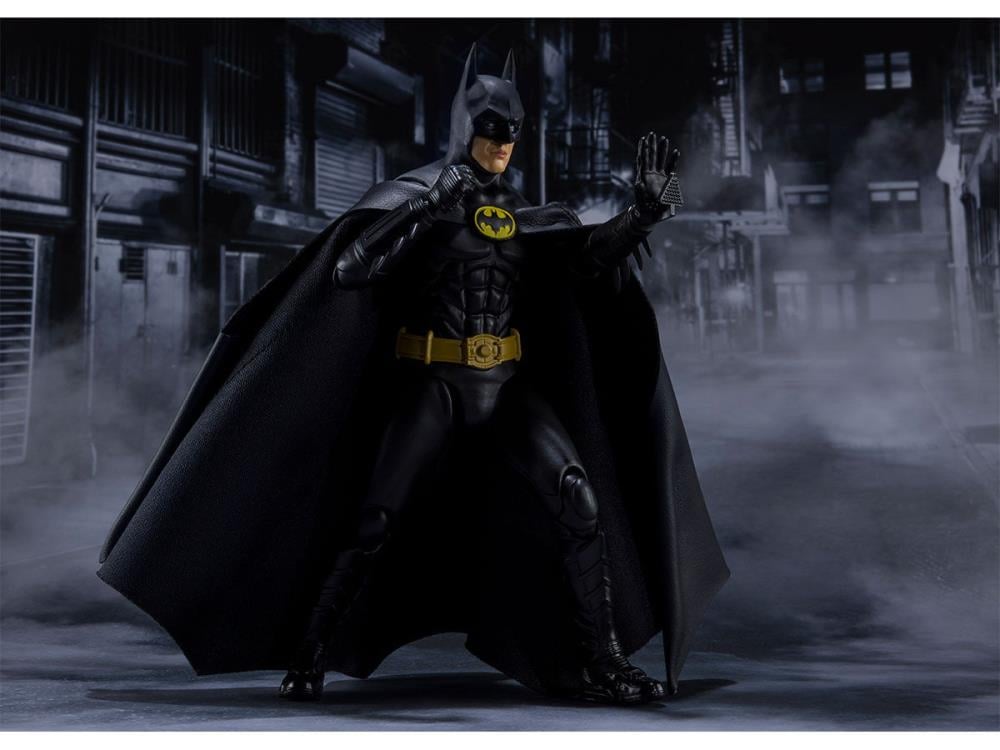 S.Hフィギュアーツ　バットマン(BATMAN1989) Amazon.com: TAMASHII NATIONS - Batman - Batman (1989), Bandai