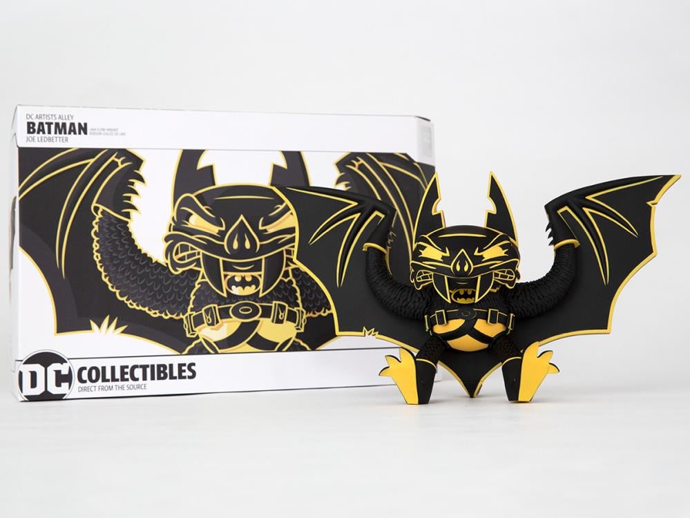 DC Artists Alley Batman (Lava Flow Colorway) Limited Edition Figure (Joe Ledbetter) Gallery Image 5