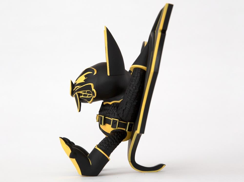DC Artists Alley Batman (Lava Flow Colorway) Limited Edition Figure (Joe Ledbetter) Gallery Image 4