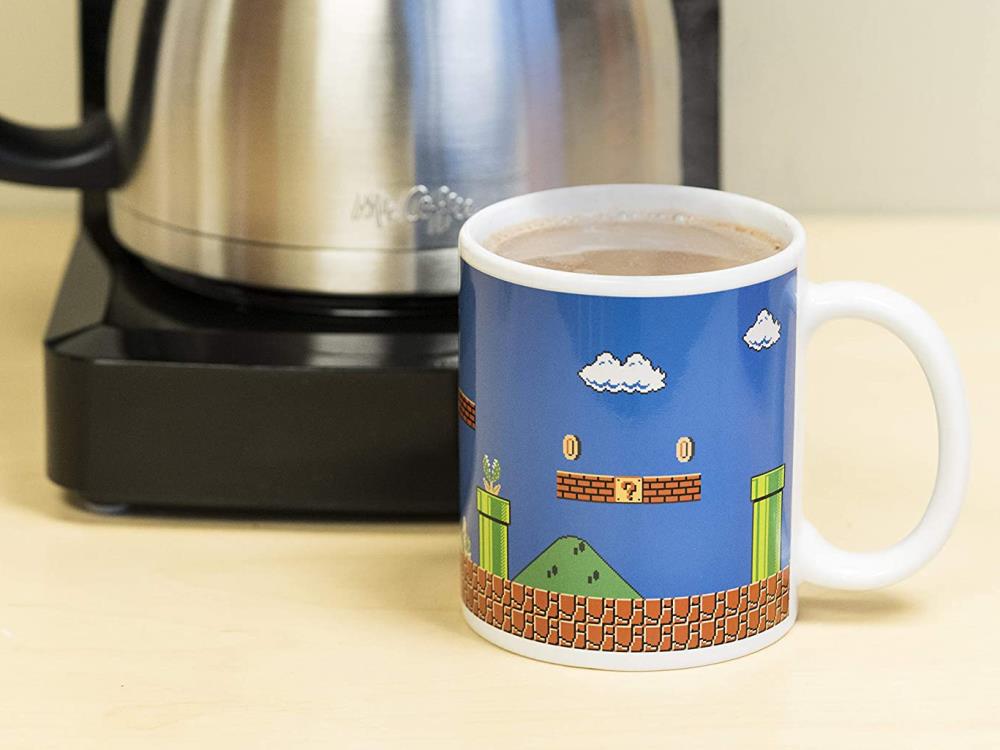 Super Mario Bros. Heat Change Mug Gallery Image 3