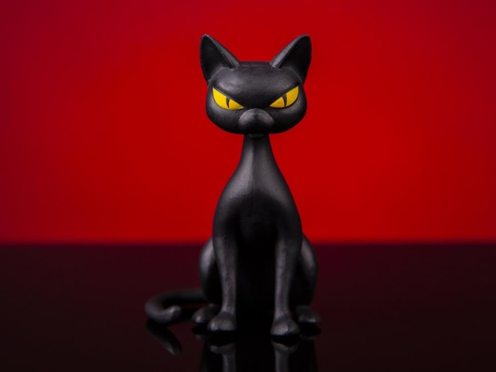 Batman: The Animated Series Catwoman 1/6 Scale Figure Gallery Image 8