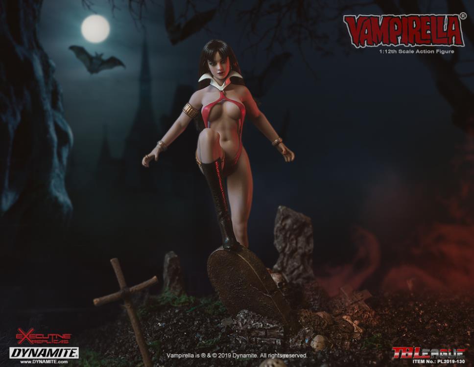 Vampirella 1/12 Scale Action Figure Gallery Image 9