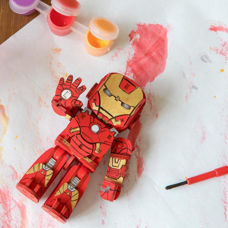 Marvel IncrediBots Iron Man Comic Book & 3D Wood Model Gallery Image 8