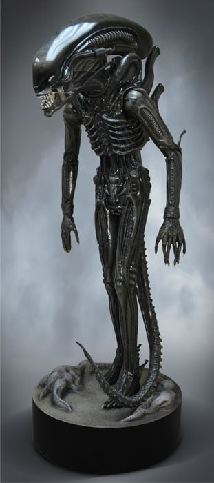 Alien Big Chap Life-Size Limited Edition Statue Gallery Image 3