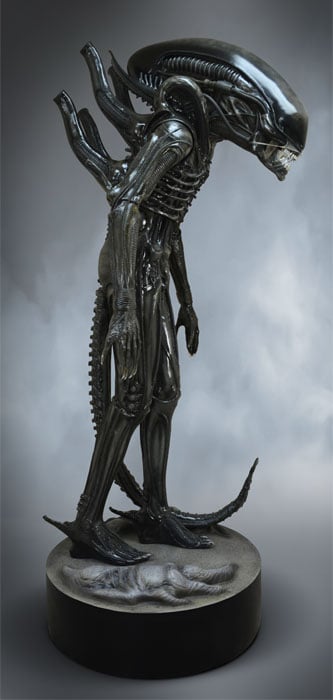 Alien Big Chap Life-Size Limited Edition Statue Gallery Image 6