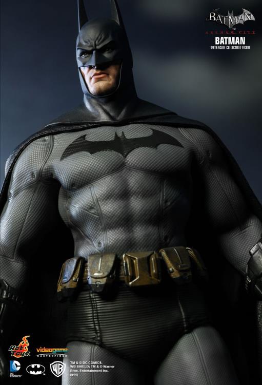 Batman: Arkham City VGM18 Batman 1/6th Scale Collectible Figure Gallery Image 8