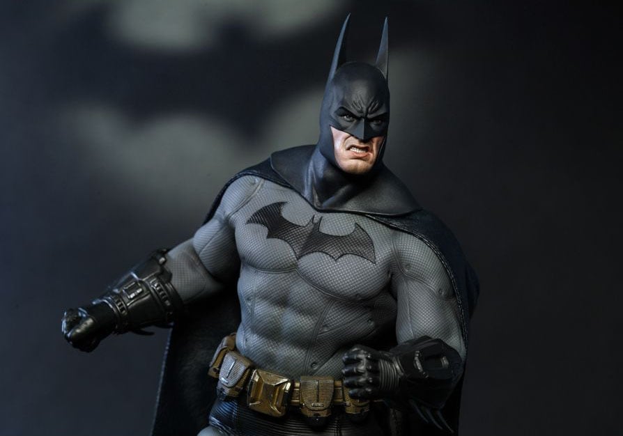 Batman: Arkham City VGM18 Batman 1/6th Scale Collectible Figure Gallery Image 15