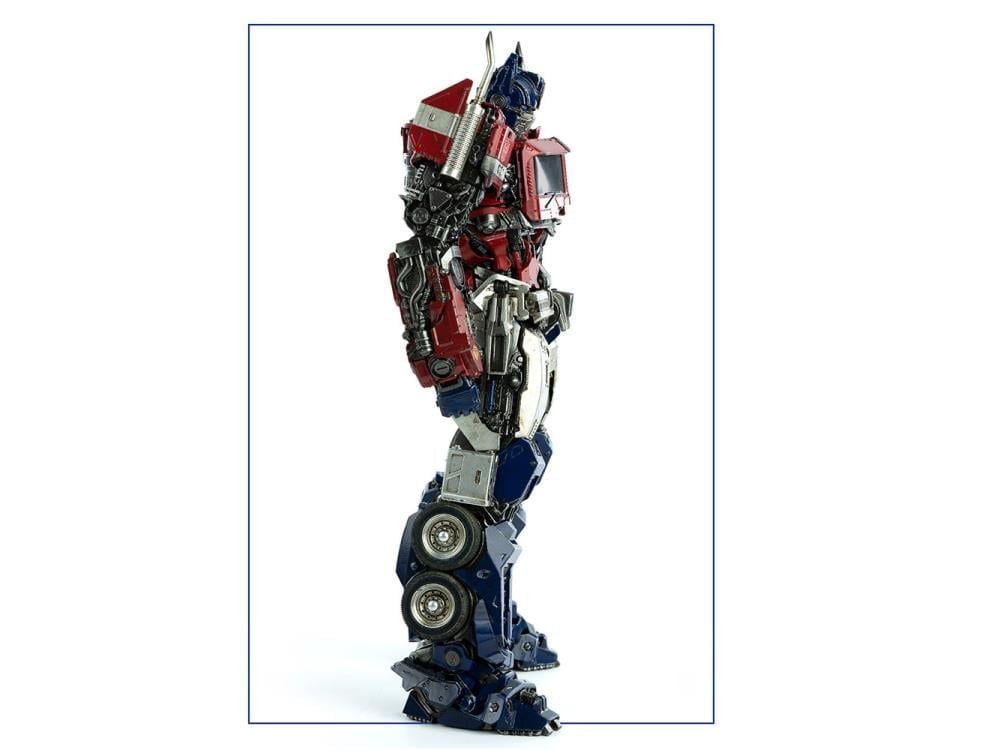Transformers: Bumblebee DLX Scale Collectible Series Optimus Prime Gallery Image 9