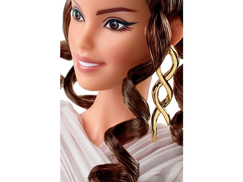 Star Wars Rey x Barbie Doll Gallery Image 12